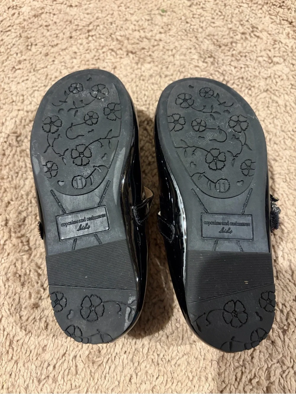 Girls Black Patent Mary Jane Shoes with Glitter Bow - Size 11